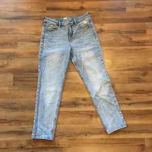 Old Navy High-Rise Power Straight Jeans Acid Wash